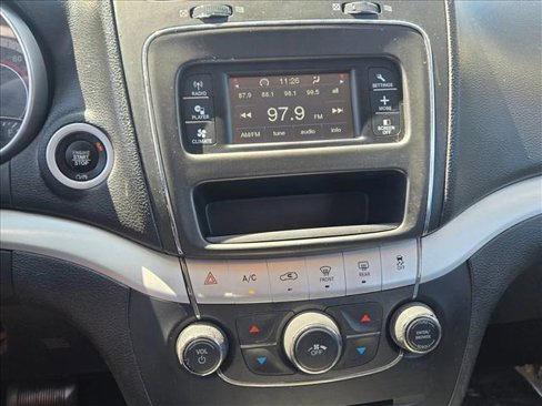 Used 2017 Dodge Journey SE image 13