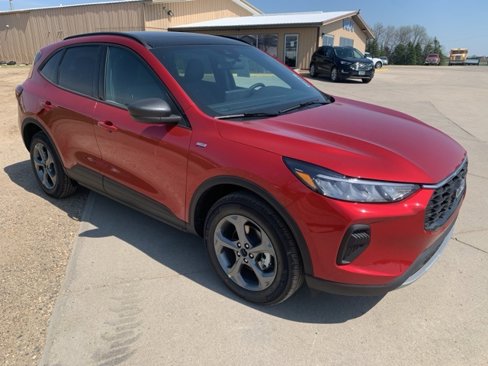 New 2025 Ford Escape ST-Line w/ Tech Pack #1 image 1