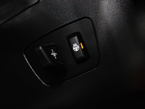 Used 2015 BMW M6 Convertible image 40