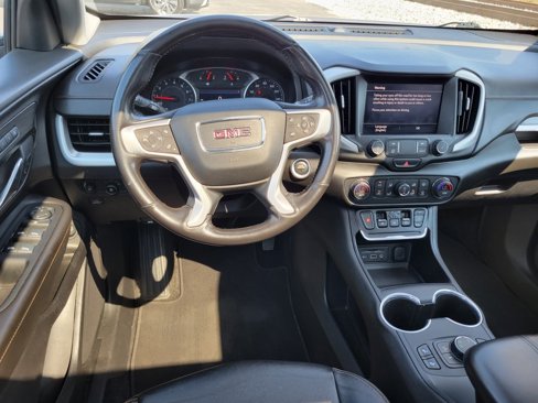 Used 2020 GMC Terrain SLT w/ Preferred Package image 11