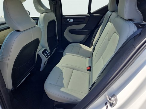 Used 2023 Volvo XC40 B5 Plus w/ Driver Assist Package image 35