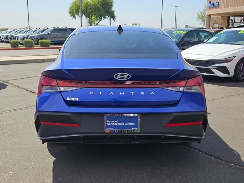 Used 2025 Hyundai Elantra SE image 5