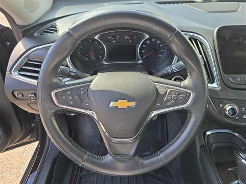 Certified 2017 Chevrolet Malibu Premier w/ Premier Sun and Wheel Package image 11