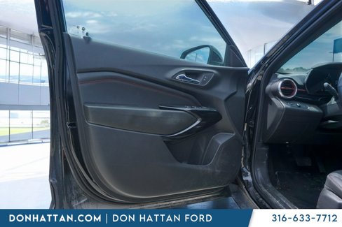 Used 2024 Chevrolet Trax RS image 16