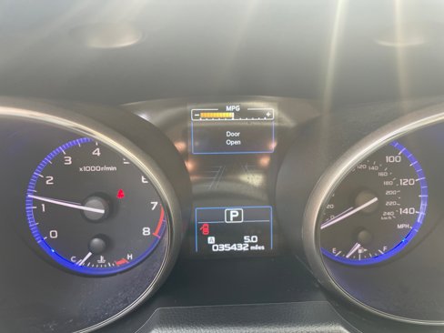 Used 2018 Subaru Legacy 2.5i Limited image 3