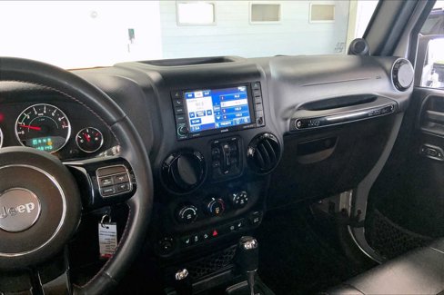 Used 2012 Jeep Wrangler Altitude image 14