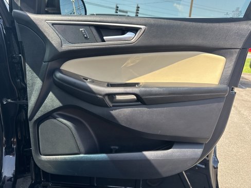 Used 2019 Ford Edge SEL w/ Equipment Group 201A image 25