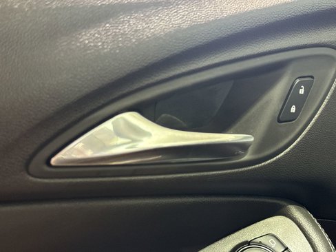 Used 2024 Buick Encore GX Sport Touring w/ Advanced Technology Package image 34