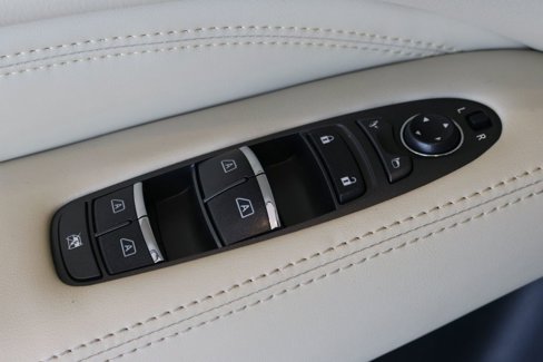 Used 2020 INFINITI QX60 Luxe w/ Cargo Package Essential image 13