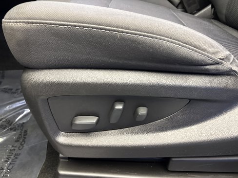 Used 2018 Chevrolet Silverado 1500 LT w/ All Star Edition image 13