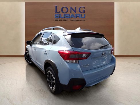 Used 2022 Subaru Crosstrek 2.0i Premium w/ Moonroof Package image 8