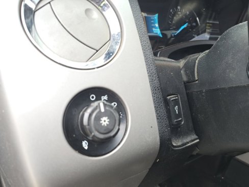 Used 2016 Ford Expedition Limited image 15