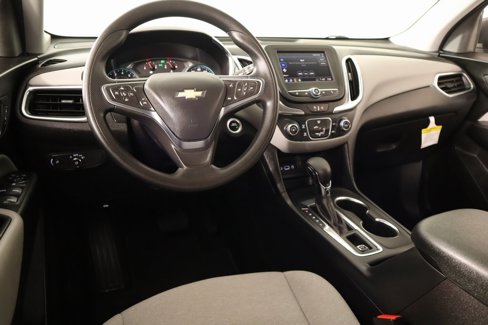 Used 2024 Chevrolet Equinox LS w/ LS Convenience Package image 2