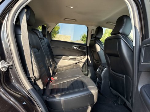 Used 2022 Ford Edge SEL w/ Convenience Package image 17