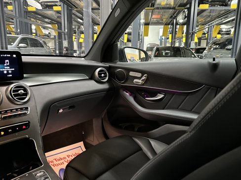 Certified 2022 Mercedes-Benz GLC 300 4MATIC image 25
