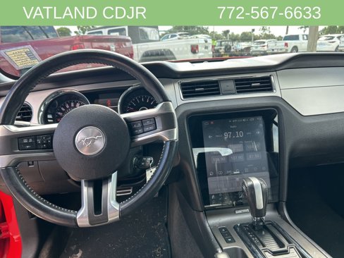 Used 2014 Ford Mustang Premium image 19
