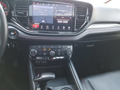 Certified 2024 Dodge Durango GT image 26