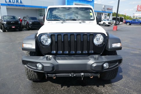 Used 2022 Jeep Wrangler Willys image 9