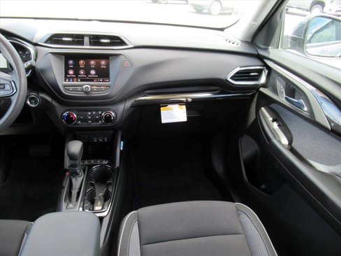 Certified 2022 Chevrolet TrailBlazer LT w/ Confidence II Package image 18