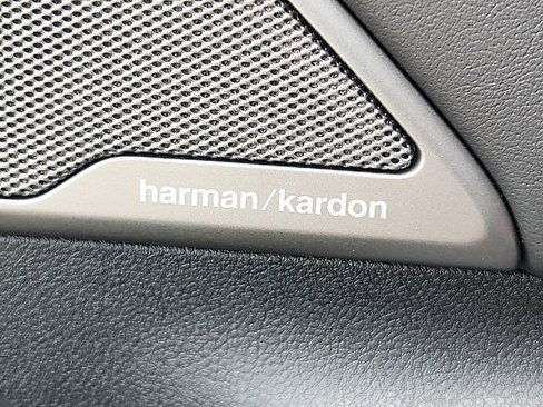 Used 2019 BMW M5 w/ Executive Package image 24