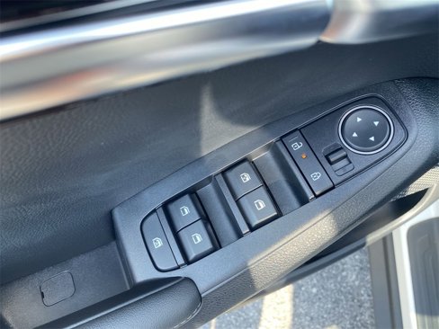 New 2026 Kia Seltos S image 13
