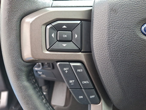 Used 2020 Ford Expedition XLT w/ Equipment Group 202A image 24