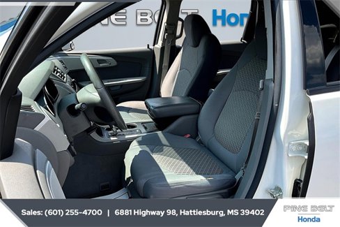 Used 2011 Chevrolet Traverse LS image 17