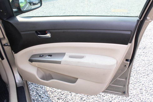 Used 2005 Toyota Prius image 19