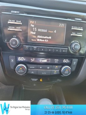 Used 2015 Nissan Rogue SV image 15
