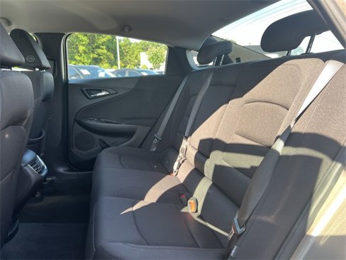 Used 2023 Chevrolet Malibu LT image 21