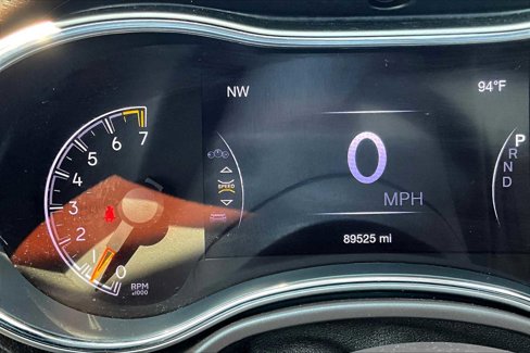 Used 2017 Jeep Grand Cherokee Overland image 24