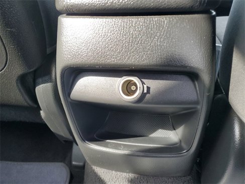 Used 2015 Kia Sorento LX image 18