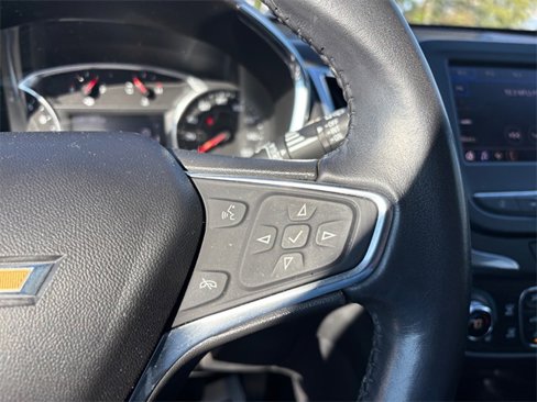 Used 2020 Chevrolet Equinox LT image 19