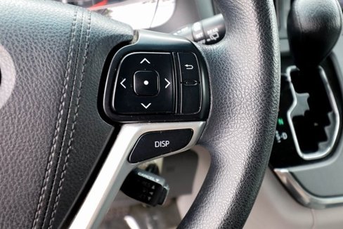 Used 2015 Toyota Sienna LE image 54