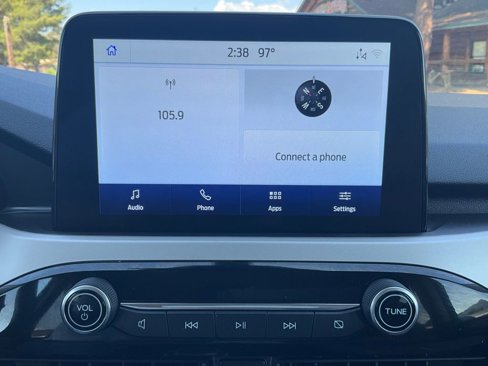 Certified 2022 Ford Escape SE w/ SE Sport Appearance Package image 32