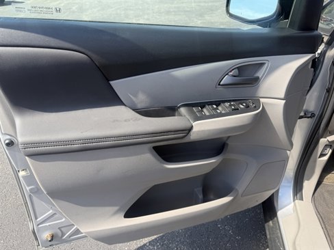 Used 2013 Honda Odyssey EX-L image 18