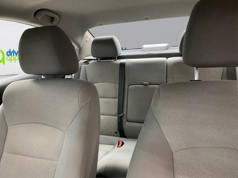 Used 2015 Chevrolet Cruze LT image 19