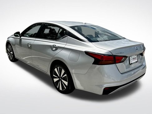 Certified 2022 Nissan Altima 2.5 SV image 4