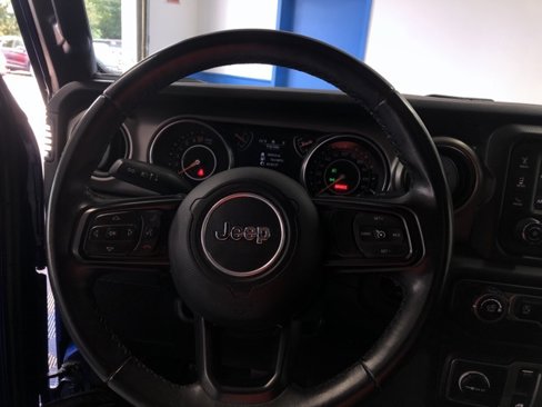 Used 2018 Jeep Wrangler Sport image 20