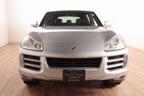 Used 2009 Porsche Cayenne S image 2