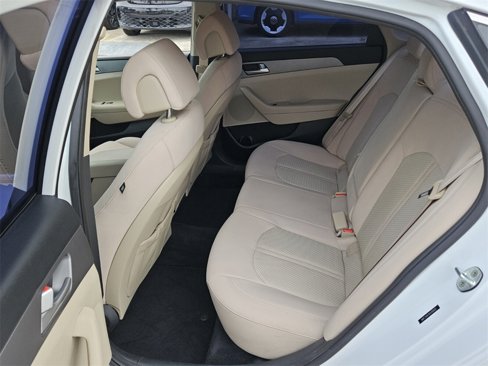Used 2016 Hyundai Sonata SE image 5