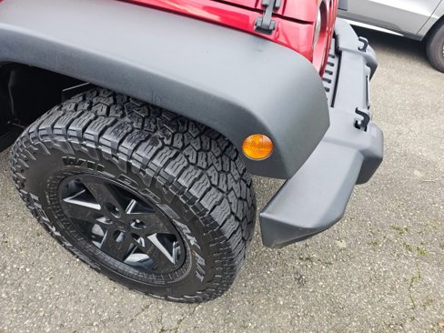 Used 2013 Jeep Wrangler Unlimited Sport image 8