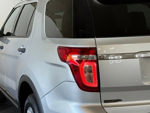 Used 2015 Ford Explorer 4WD image 7
