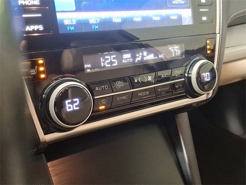 Used 2019 Subaru Outback 2.5i Premium image 18