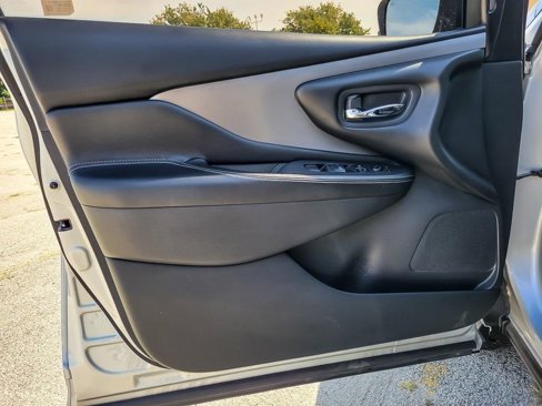 Used 2021 Nissan Murano SV w/ SV Special Edition Package image 17