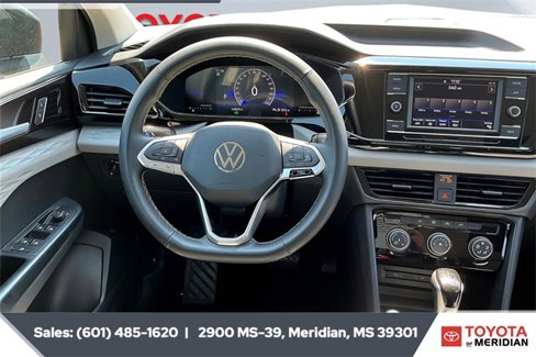 Used 2024 Volkswagen Taos S image 5