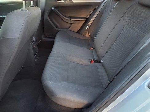 Used 2015 Volkswagen Jetta SE image 21