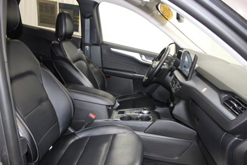 Used 2024 Ford Escape Platinum image 29