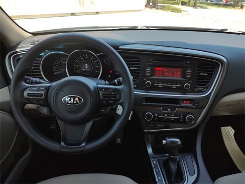 Used 2015 Kia Optima LX image 13