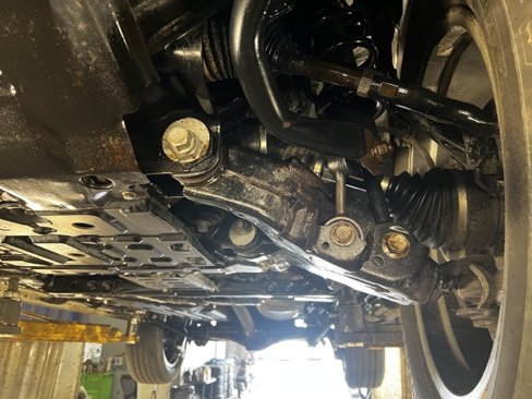 Used 2011 Lexus LX 570 4WD image 48